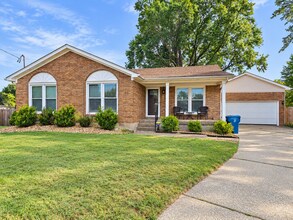 Building Photo - 5501 Landcross Dr