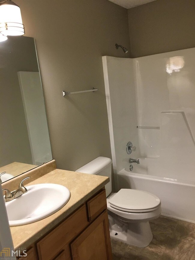 Foto del edificio - 41 McIntosh Pkwy