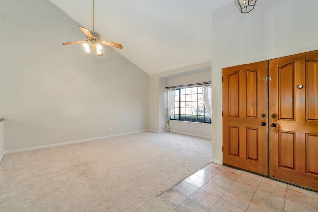 Foto del edificio - 1718 Kofman Pkwy - 4 bedroom | 3 bath | Si...