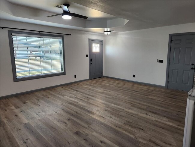 Foto del edificio - 9 Holly Dr