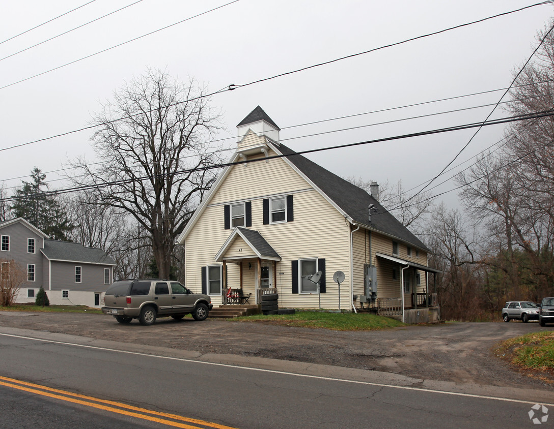 Building Photo - 8866 Main St