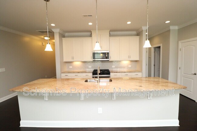 Foto del edificio - 410 Boscawen Ln