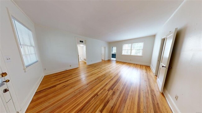 Building Photo - 603 Hubbard Ave