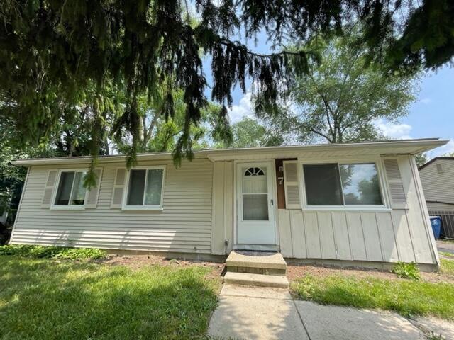 Primary Photo - 7 Lucerne Ct