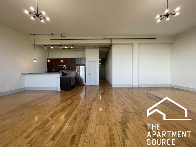 Building Photo - 1432 W 21st St