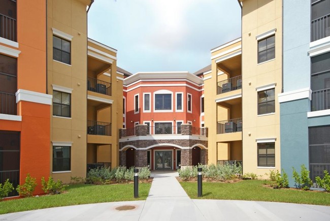 Renaissance Preserve Senior Apartments - Apartments In Fort Myers, FL ...