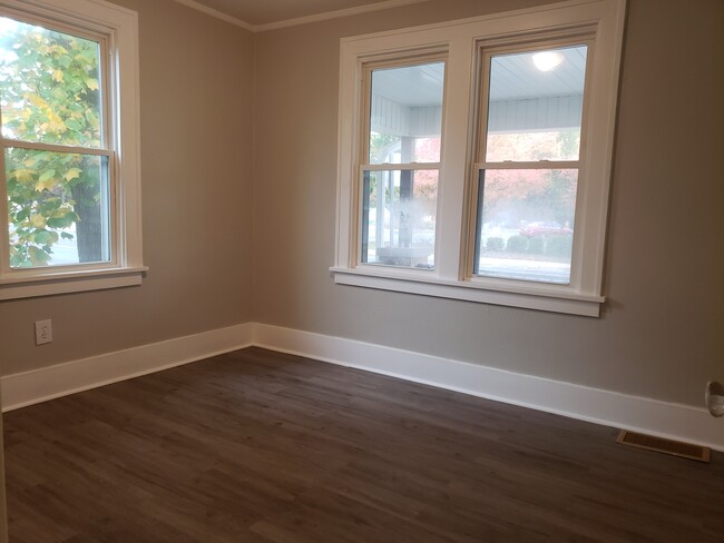 Foto del edificio - 3442 N Prospect Rd