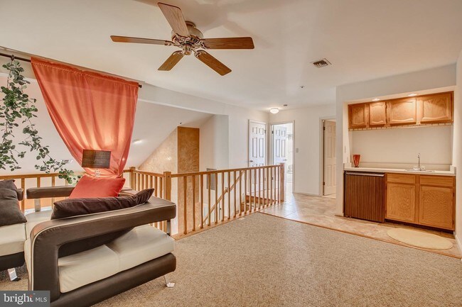 Foto del edificio - 2707 Summerview Way