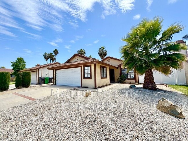Foto del edificio - 29677 Woodlands Ave