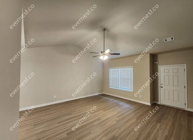 Foto del edificio - 144 Culver St