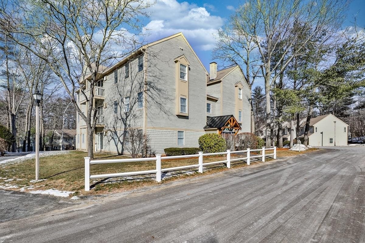 Foto principal - 169 Portsmouth St