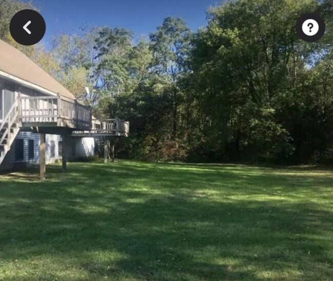 Building Photo - 17 Marian Ct