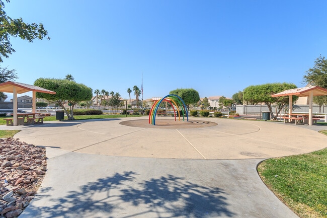 Building Photo - Two bedroom townhome with garage in gated ...