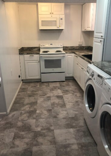 Building Photo - 3413 Harbel Dr NE