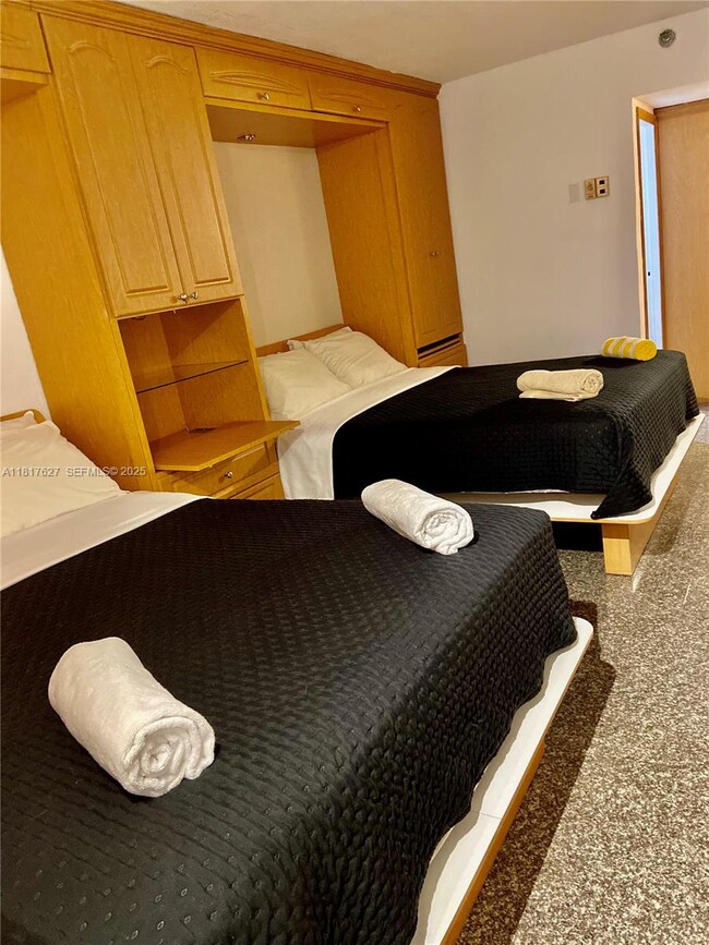 Building Photo - 19201 Collins Ave