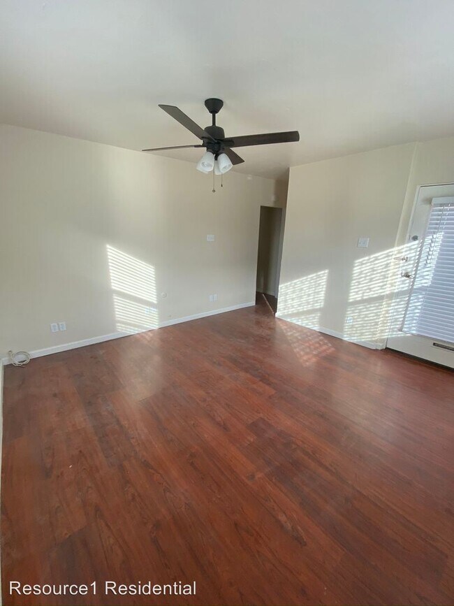 Foto del edificio - 1 br, 1 bath Apartment - 2052 4th Ave.