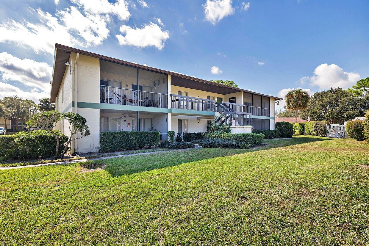 6341 Chasewood Dr Unit H, Jupiter, FL 33458 Condo for Rent in Jupiter