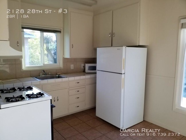 Building Photo - 2 bedroom in Sacramento CA 95818