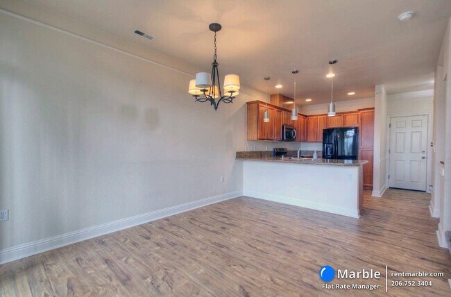 Photo - 4777 Whitworth Ave S Townhome