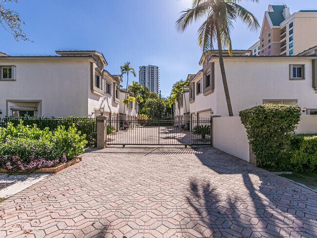 Foto del edificio - 706 NE 2nd St