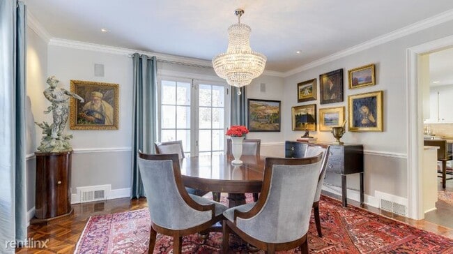 Building Photo - 4 br, 2.5 bath House - 1437 East River Par...