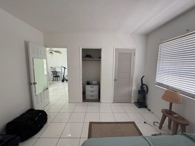 Foto del edificio - 1141 Blue Heron Blvd