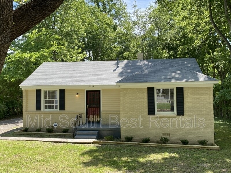 Primary Photo - 3162 St Charles Dr