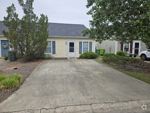 Building Photo - 320 Twin Eagles Dr
