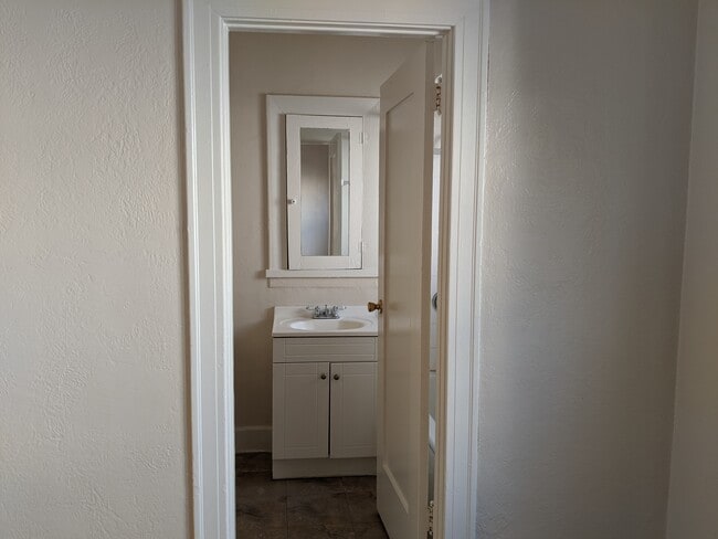 Bathroom - 206 N New Hampshire Ave