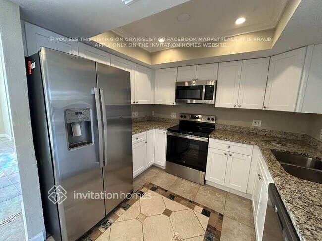 Foto del edificio - 2130 SW 12th Pl