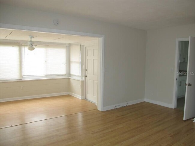 Foto del edificio - 1803 Pineview Cir