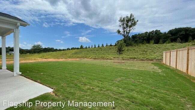 Foto del edificio - 5 br, 3.5 bath House - 410 Plumblee Lane