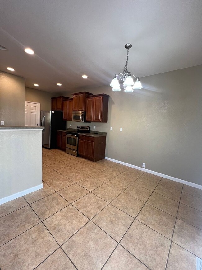 Building Photo - 11842 Asplund Grove