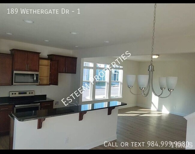 Foto del edificio - 189 Wethergate Dr