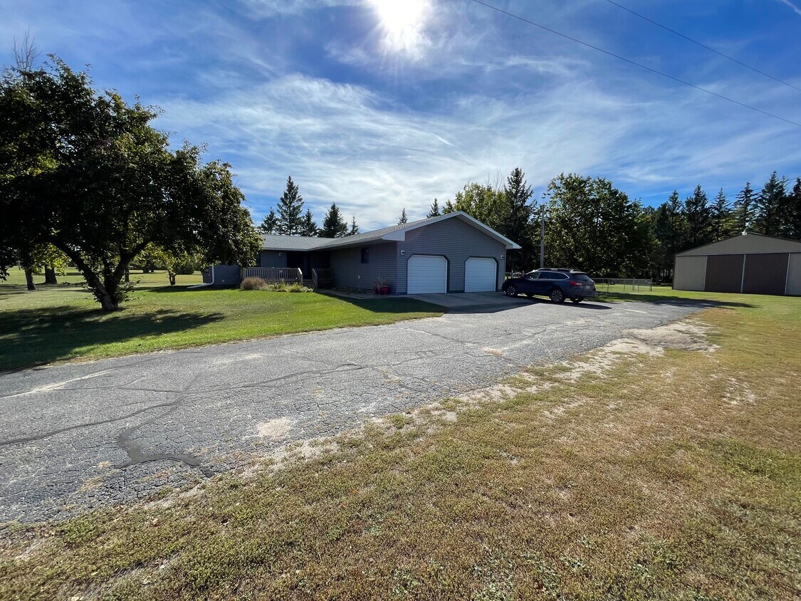 42365 MN78, Perham, MN 56573 House Rental in Perham, MN