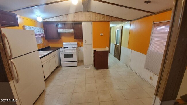 Foto del edificio - 755 Blake Pl