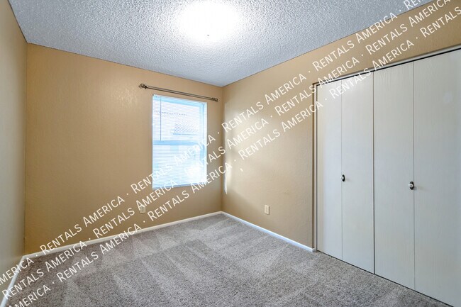 Foto del edificio - 5136 E Evergreen St
