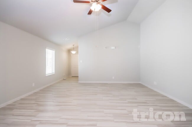 Foto del edificio - 9838 Gln Brk Ln