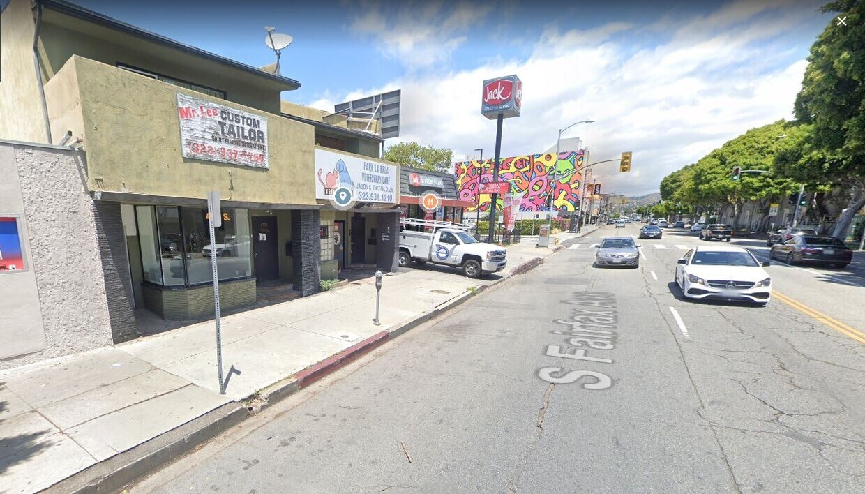 Foto principal - 473 South Fairfax Avenue, Unit 471 1/4