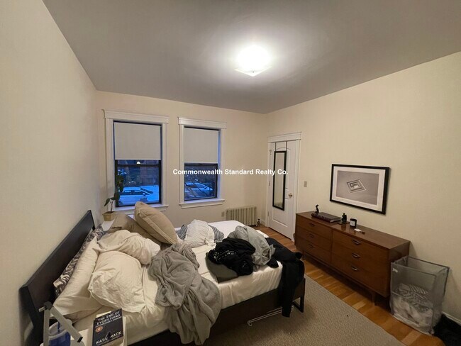 Building Photo - 76 Quint Ave