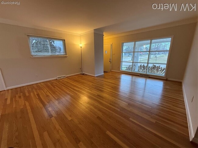 Foto del edificio - 1204 Montrose Ave