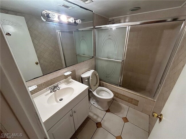 Foto del edificio - 2828 Jackson St