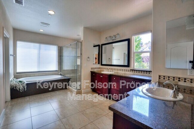 Building Photo - 3062 Beatty Dr
