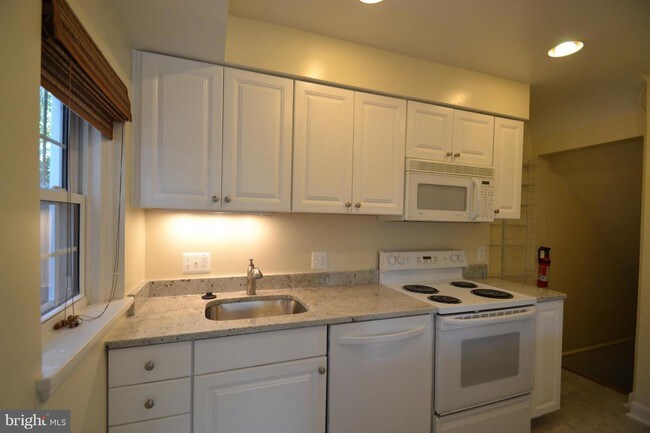 Foto del edificio - 3546 S Utah St