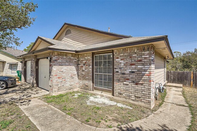 Building Photo - 16119 Stoneham Cir