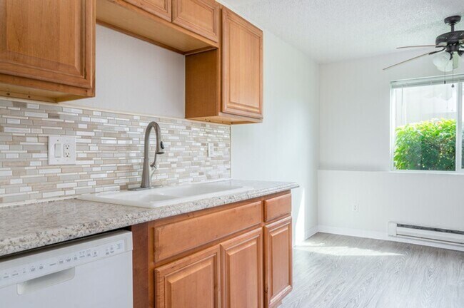 Interior Photo - #323 SPRING TERRACE
