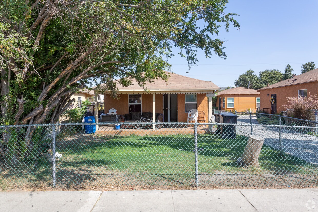 Building Photo - 5851 Quinn St