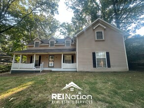 Building Photo - 2246 Montego Dr