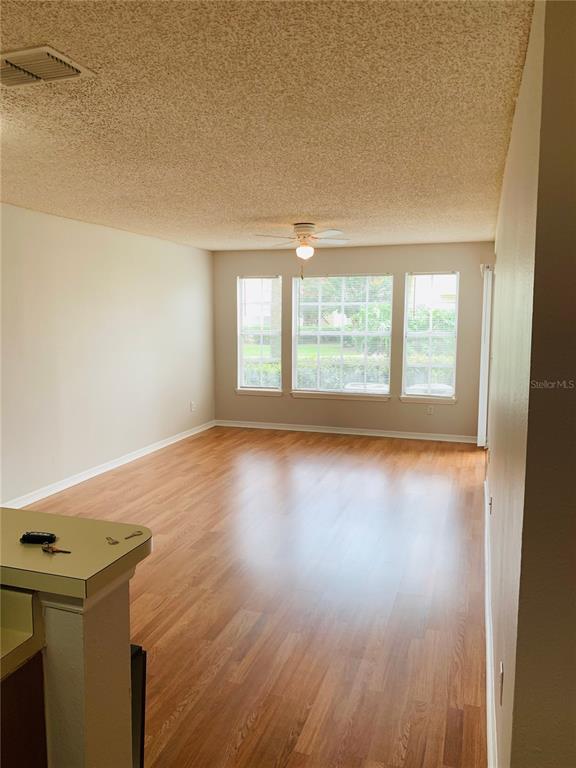 Foto del edificio - 1073 S Hiawassee Rd