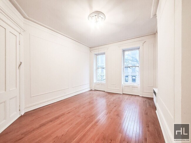 Building Photo - 323A EAST 89 STREET